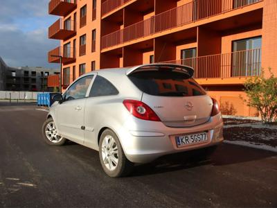 Używane Opel Corsa - 8 200 PLN, 271 924 km, 2007