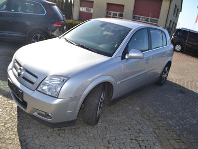 Używane Opel Signum - 7 900 PLN, 218 300 km, 2004