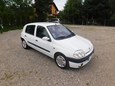 Używane Renault Clio - 8 300 PLN, 112 500 km, 2000