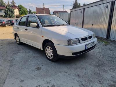 Używane Seat Cordoba - 1 450 PLN, 200 000 km, 1997