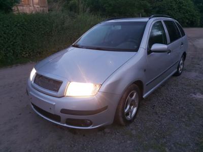 Używane Skoda Fabia - 5 400 PLN, 216 000 km, 2005