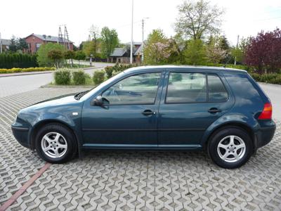 Używane Volkswagen Golf - 11 000 PLN, 150 564 km, 2002