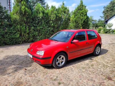 Używane Volkswagen Golf - 3 500 PLN, 281 000 km, 2000