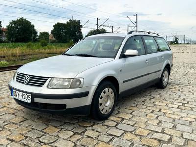 Używane Volkswagen Passat - 4 400 PLN, 400 000 km, 2000