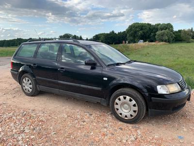 Używane Volkswagen Passat - 5 300 PLN, 338 000 km, 2000