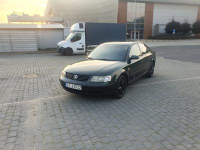 Używane Volkswagen Passat - 5 950 PLN, 275 669 km, 1998