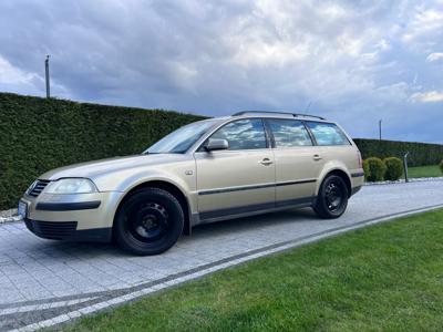 Używane Volkswagen Passat - 9 500 PLN, 301 000 km, 2003