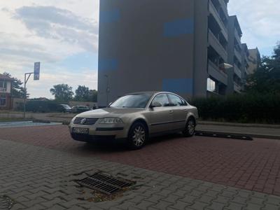 Używane Volkswagen Passat - 9 950 PLN, 288 749 km, 2004