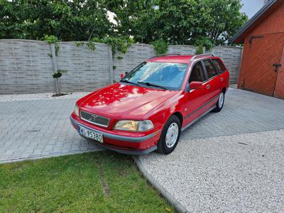 Używane Volvo V40 - 2 800 PLN, 399 000 km, 1996