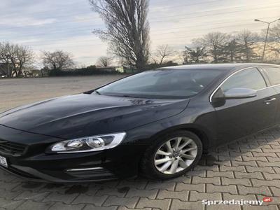 Volvo S60 seria R-designe