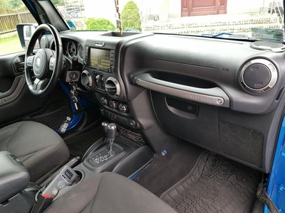 Jeep Wrangler 3.6i SPORT ULTIMATE - Alpine - Mały przebieg