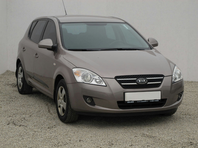 Kia Ceed 2009 1.4 CVVT 211694km Hatchback