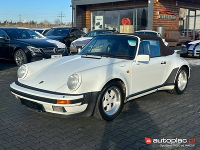 Porsche 930