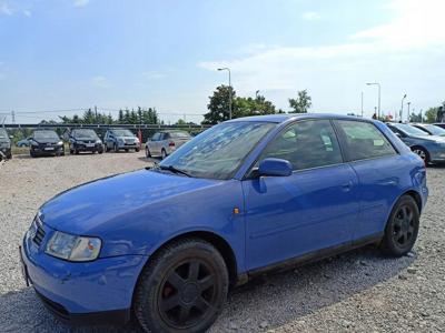 Audi A3 8L Hatchback 1.6 i 101KM 1997