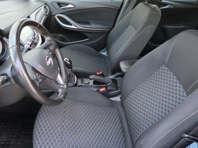 Opel Astra 2018 1.6 CDTI 141992km Kombi