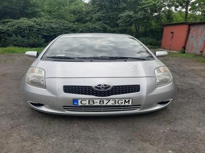 Sprzedam Toyota Yaris 2006