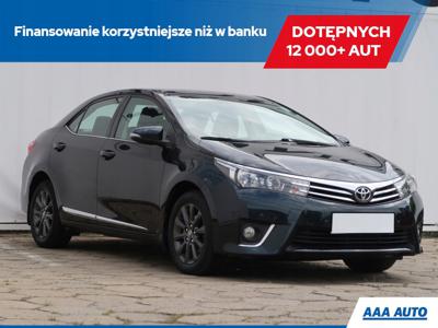 Toyota Corolla XI Sedan 1.6 Valvematic 132KM 2015