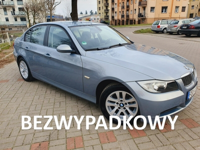 BMW SERIA 3 IV (E90/E91/E92/E93) BMW SERIA 3 2.0i Bezwypadkowy Oryginał Lakier Wyposażony