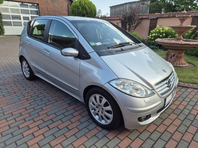 Mercedes-Benz A200CDI Elegance, 140KM manual, xenon