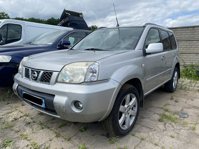 Nissan X-trail I 2.2 DCI, lekko uszkodzony klima