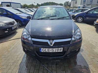 Opel Astra 1.6 benzyna 2005 rok opłaty do 2025 !