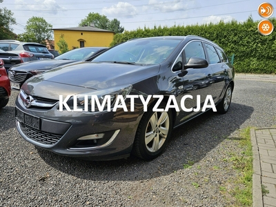 Opel Astra J 13/14 r. / Klimatyzacja / Tempomat / 6 Biegów