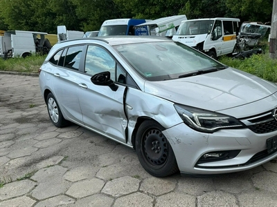 Opel Astra K 1,0i 105KM Start/Stop Busines