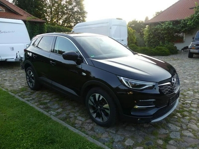 Opel Grandland X 1,6 CDTi Ultimate . Navi , skóra , wentylowane fotele