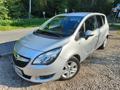 Opel Meriva B 59tys.km przebieg 2-3 letniego auta; za 16zł pokonujesz każde 100km