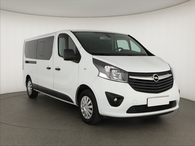 Opel Vivaro , L2H1, 9 Miejsc