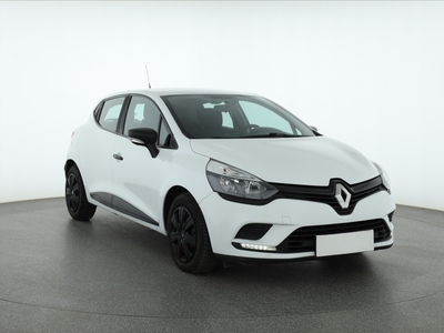 Renault Clio IV , Salon Polska, Klima, Tempomat