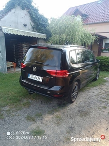 Sprzedam Wolkswagen Touran 1.6 TDI 110 KM. 2015 modelowo2016.książka serwis