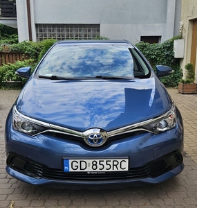 Toyota Auris Hybrid 1.8 99KM