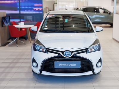 Toyota Yaris III Hybrid 100 Dynamic EU6