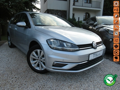 Volkswagen Golf VIII BEZWYPADKOWY AppConnect Aktywny Tempomat Salon Serwis w ASO FV23%