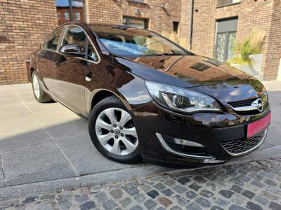 Opel Astra J Sedan 1.6 CDTI 136KM 2014