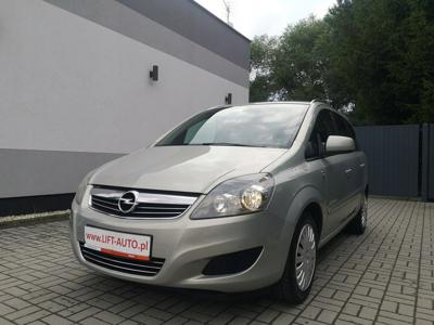 Opel Zafira B 1.8 ECOTEC 140KM 2010