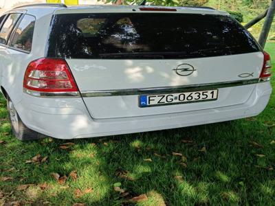 Opel Zafira B ...