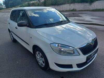 Skoda Fabia II Hatchback Facelifting 1.2 HTP 70KM 2011