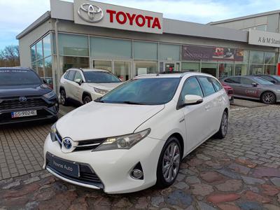 Toyota Auris II Touring Sports Hybrid 135 136KM 2013