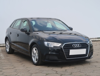 Audi A3 III , Salon Polska, Serwis ASO, Automat, VAT 23%, Klimatronic,