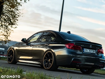 BMW Seria 3 340i xDrive M Sport Shadow