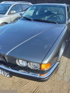 BMW SERIA 7 II (E32) 730i 3.0 188KM 1988r