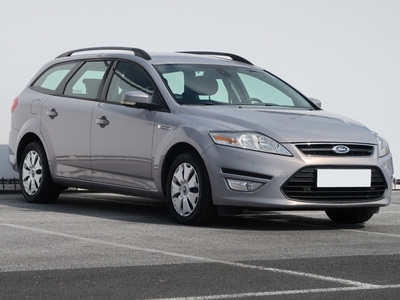 Ford Mondeo VII , Klimatronic, Tempomat, Parktronic, Podgrzewane siedzienia