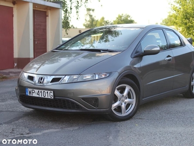 Honda Civic 1.8 Executive NAVI