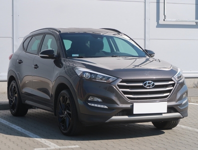 Hyundai Tucson , Salon Polska, Navi, Klimatronic, Parktronic,