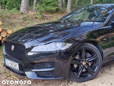 Jaguar XF 2.0 i4D R-Sport