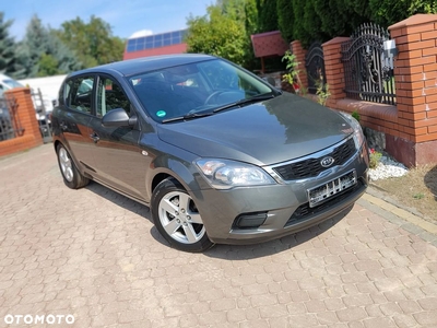 Kia Ceed 1.4 CVVT SW Attract