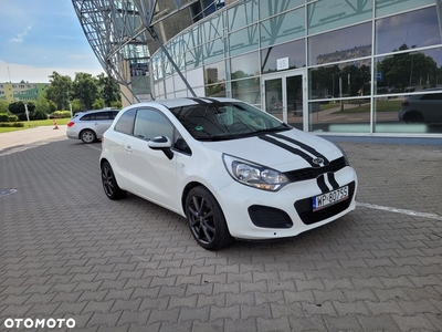 Kia Rio 1.2 M (klm)