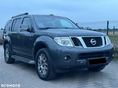 Nissan Pathfinder 2.5 D LE EU5